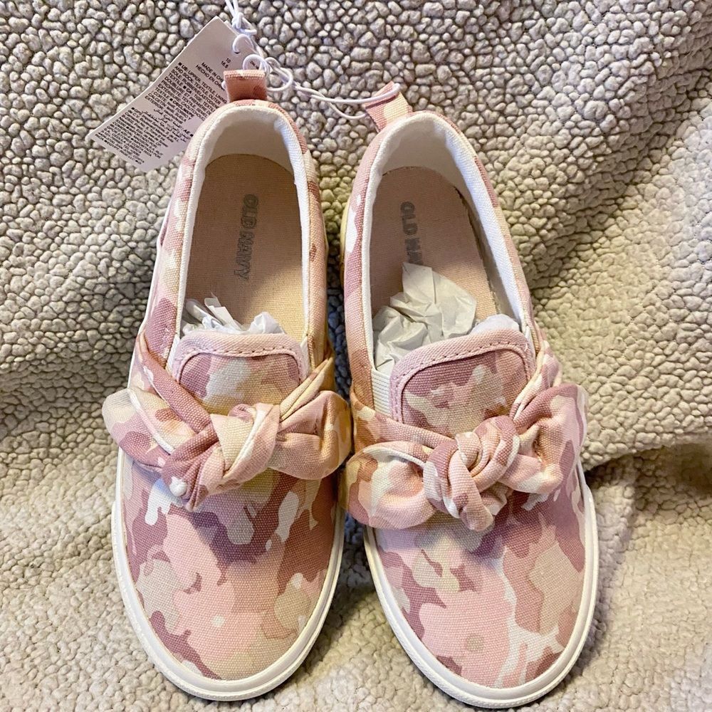 Slip-on shoe - Picture 4 of 6